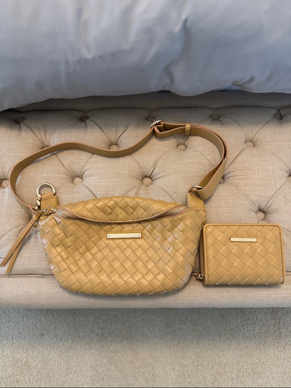 Sidekick. Tan Woven Leather Crossbody Belt Bag with Zip Wallet